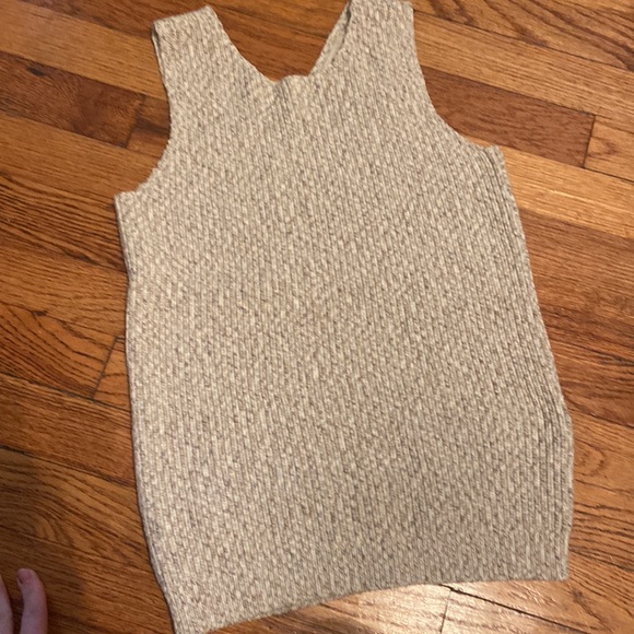 Loft Sweater tank Vest - Picture 3 of 6